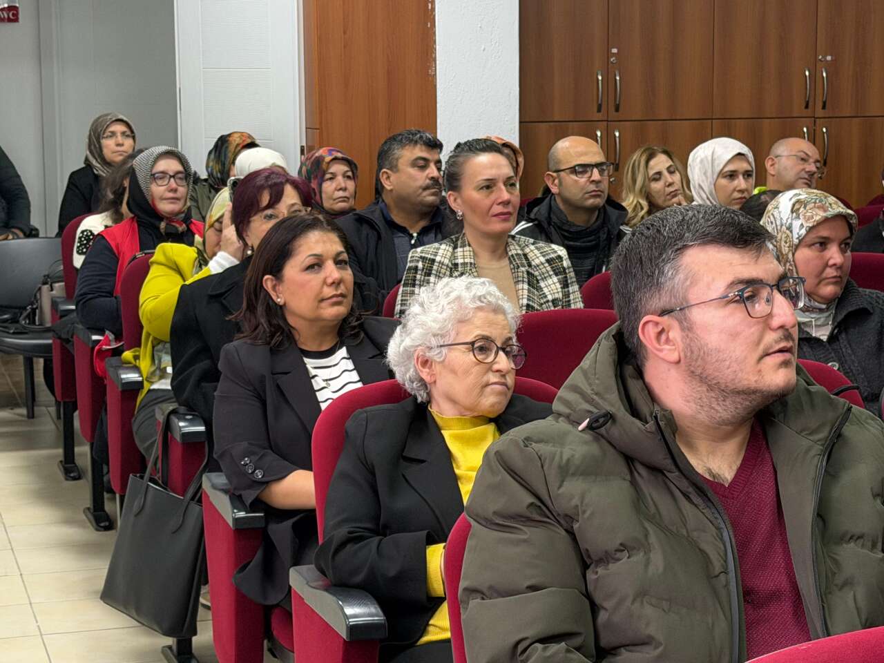 Muğla’da “Ailemiz Neydi? Ne Oldu? Ne Olmalı?” Paneli Düzenlendi 4